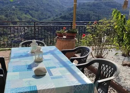 La Casa Di Nonna Mary * Diano Castello