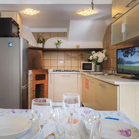 La Casa Di Nonna Mary Дом отдыха